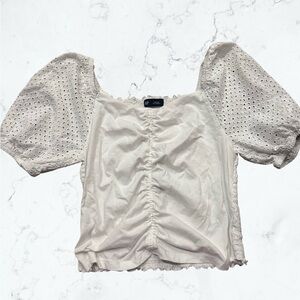 GAP Cream Eyelet Puff Sleeve Blouse